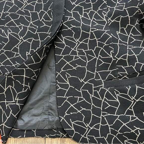 Gianni Versace Vtg Black White Wool Shearling Coat Button Jacket Retro Y2W 10 - Picture 16 of 17